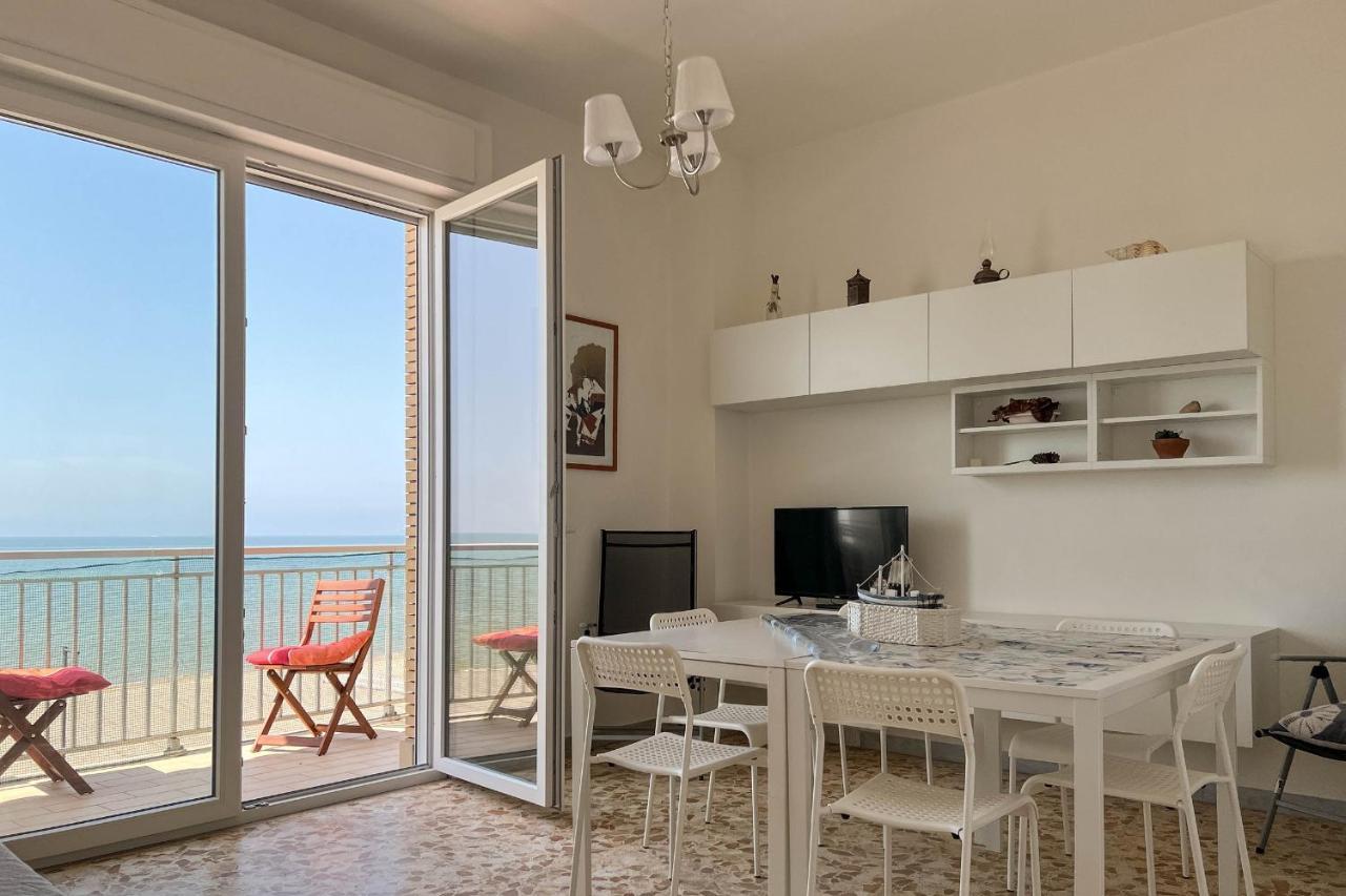 Il Mare In Giardino Apartment Scauri  Exterior photo