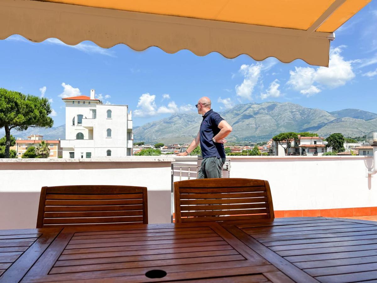 Il Mare In Giardino Apartment Scauri  Exterior photo